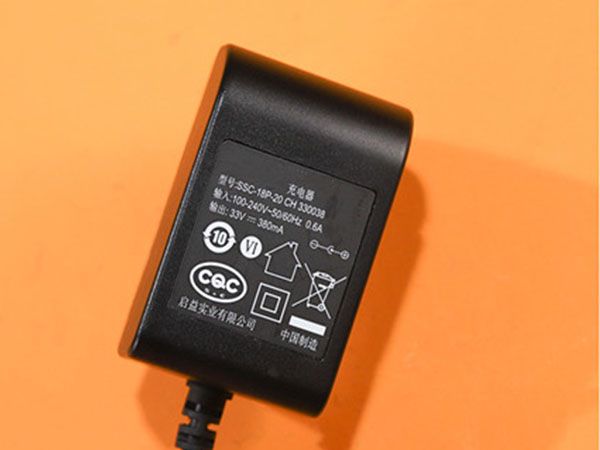 PHILIPS Ladegerät-Adapter SSC-18P-20-CH-330038